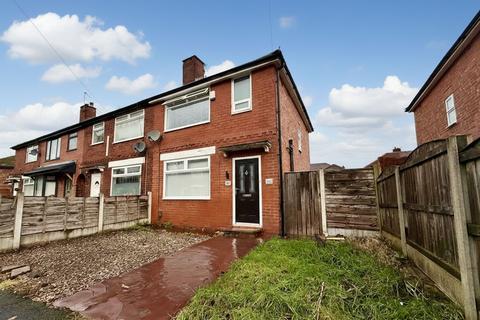 3 bedroom end of terrace house for sale, Deepdale Drive, Swinton, M27