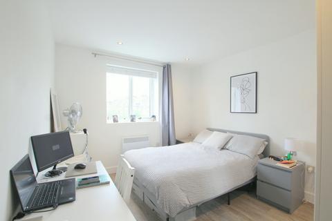 1 bedroom apartment to rent, Upper Tooting Road, London SW17