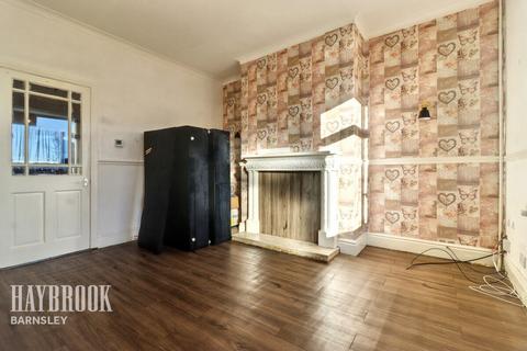2 bedroom semi-detached house for sale, Highstone Road, Barnsley