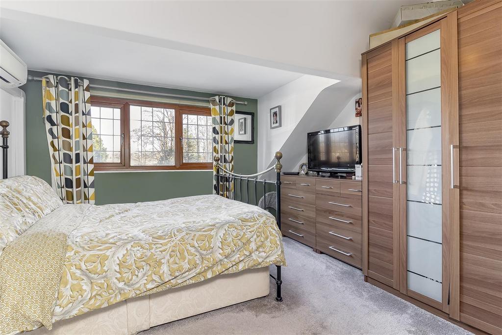 Bedroom 1 - A.jpg