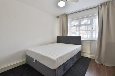 3 bedroom semi-detached house for sale, Birch Close, Romford, RM7