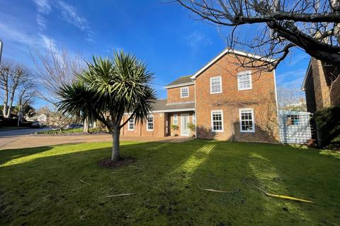 4 bedroom detached house for sale, Blake Close, Walmer, CT14