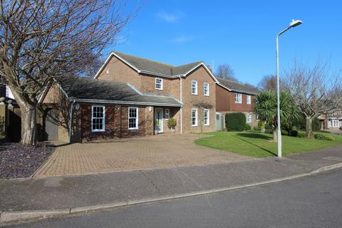 Blake Close, Walmer, CT14