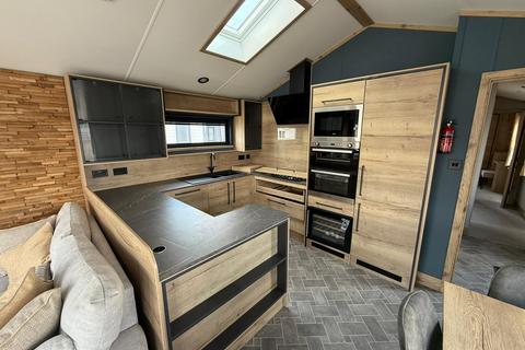 undefined, Church Laneham DN22