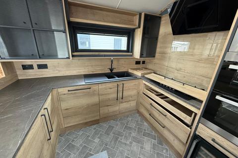 undefined, Church Laneham DN22