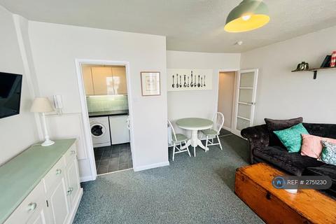 1 bedroom flat to rent, Glenside Court, Brighton, BN2