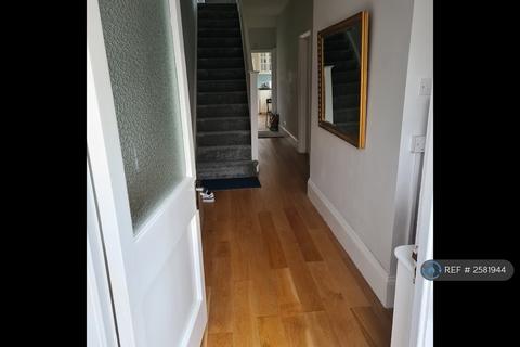 undefined, Sherwood Park Road, Sutton, SM1