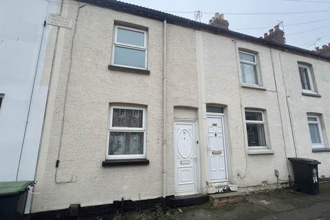 3 bedroom terraced house to rent, Pemberton Sreet, Rushden