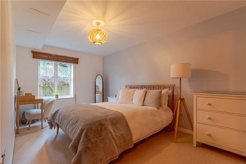 2 bedroom apartment for sale, Carisbrooke Road, Leeds, West Yorkshire, LS16