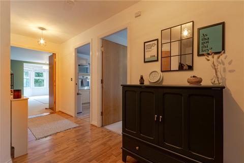 2 bedroom apartment for sale, Carisbrooke Road, Leeds, West Yorkshire, LS16