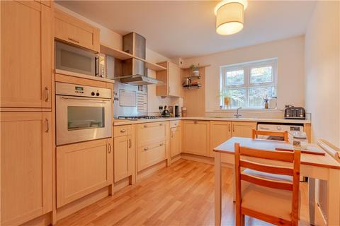 2 bedroom apartment for sale, Carisbrooke Road, Leeds, West Yorkshire, LS16