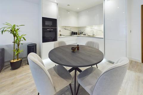 1 bedroom apartment for sale, Stunning One Bed Apartment at Horizon with PARKING