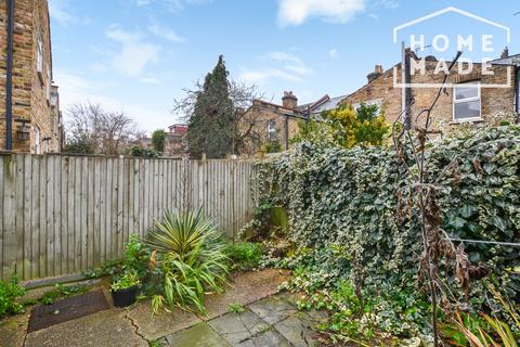 4 bedroom terraced house to rent, Marmount Road, SE15 5TE