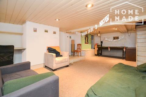 4 bedroom terraced house to rent, Marmount Road, SE15 5TE