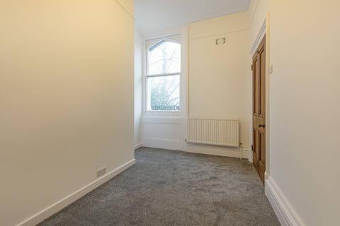 2 bedroom flat for sale, Fitzjohns Avenue, Hampstead, London, NW3