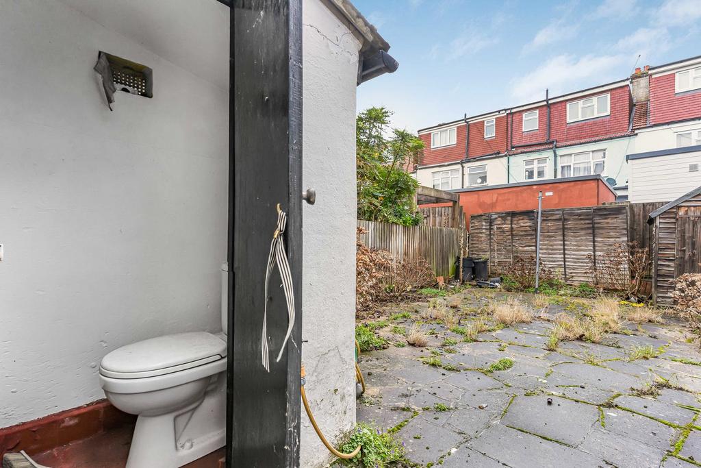Outside Wc