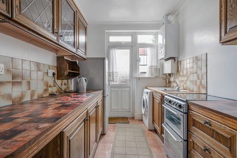 3 bedroom terraced house for sale, Gatton Road, London, SW17