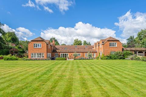 5 bedroom detached house for sale, Remenham Hill Henley-On-Thames, Oxfordshire, RG9 3HN