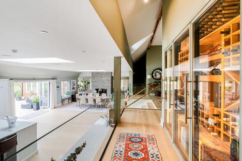 5 bedroom detached house for sale, Remenham Hill Henley-On-Thames, Oxfordshire, RG9 3HN