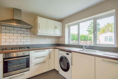 3 bedroom detached house for sale, Clandon Drive, Carrington