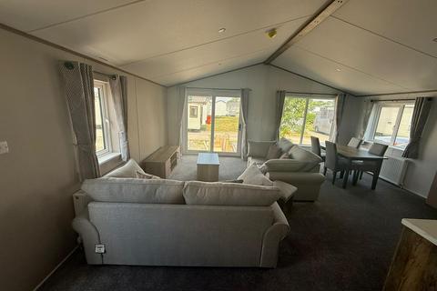 undefined, Church Laneham DN22