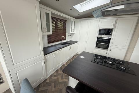 undefined, Church Laneham DN22