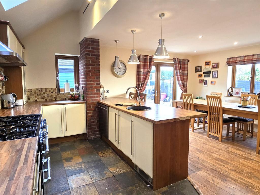 Dining Kitchen