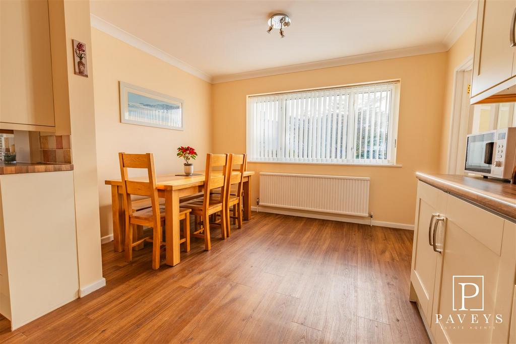 Kitchen diner