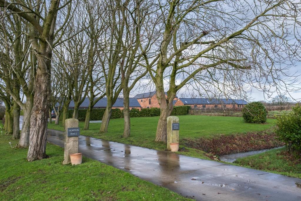 5 Horton Hall Barns-049.jpg