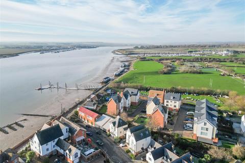 3 bedroom townhouse for sale, Coronation Road, Burnham-on-Crouch