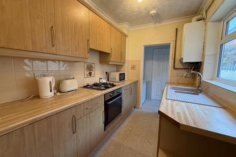 2 bedroom terraced house to rent, Burton Street, Gainsborough DN21