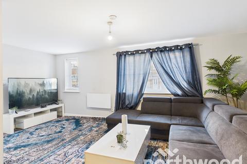 2 bedroom flat for sale, Richard Hillary Close, South Willesborough, Ashford, TN24