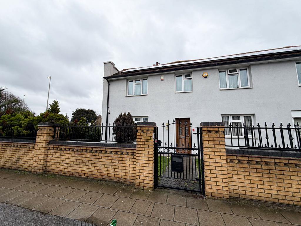 Fencepiece Rd IG6
