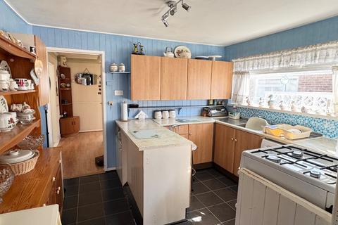 3 bedroom detached bungalow for sale, Southbourne Avenue, Holbury, Southampton, Hampshire, SO45