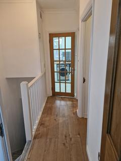 1 bedroom maisonette to rent, Willow Walk, Sutton SM3