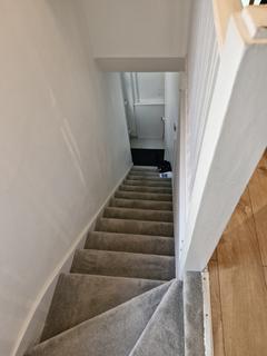 1 bedroom maisonette to rent, Willow Walk, Sutton SM3