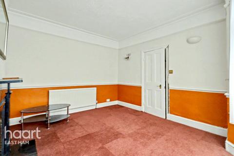 2 bedroom terraced house for sale, Alexandra Road, London