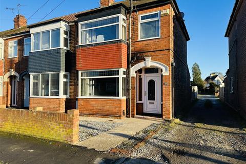 undefined, Bernadette Avenue, Hull
