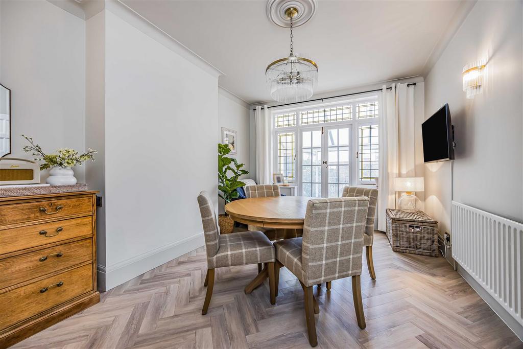 11 Torrington Road, Portsmouth-Small-Portico Market
