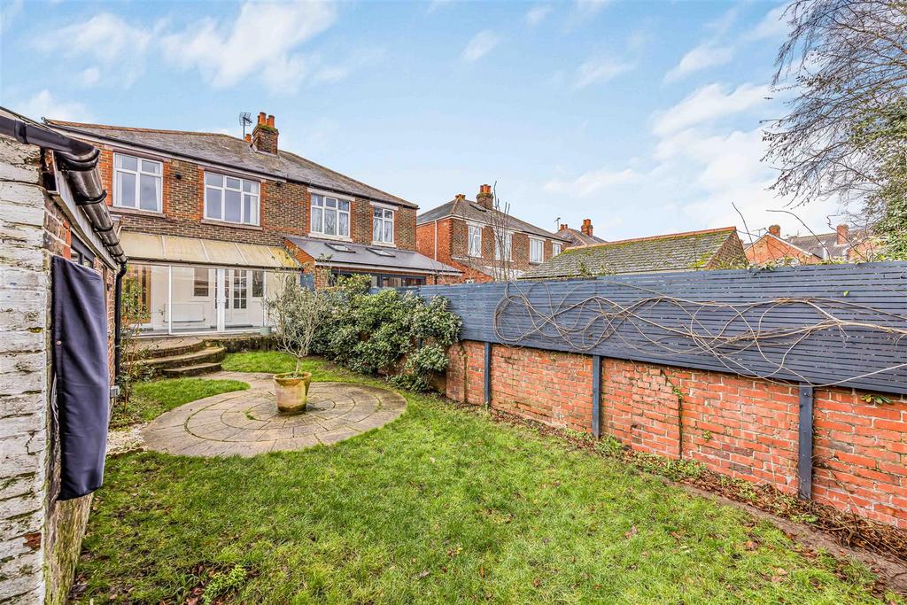 11 Torrington Road, Portsmouth-Small-Portico Market