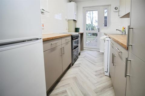 4 bedroom terraced house to rent, Coleridge Crescent, Hemel Hempstead HP2