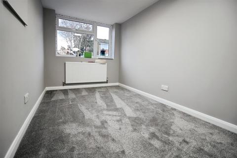 4 bedroom terraced house to rent, Coleridge Crescent, Hemel Hempstead HP2
