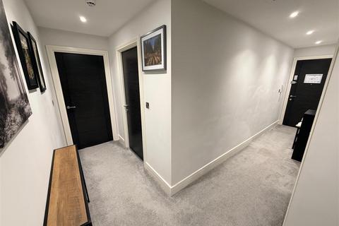 2 bedroom apartment for sale, St. Johns Road, Stourbridge, DY8 1FB