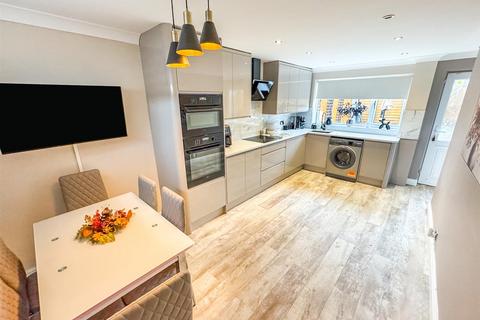 3 bedroom terraced house for sale, Orkney Walk, Corby NN17