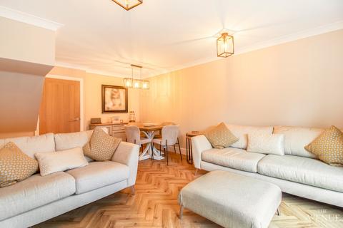 3 bedroom semi-detached house for sale, Wilnecote, Tamworth, Staffordshire, B77