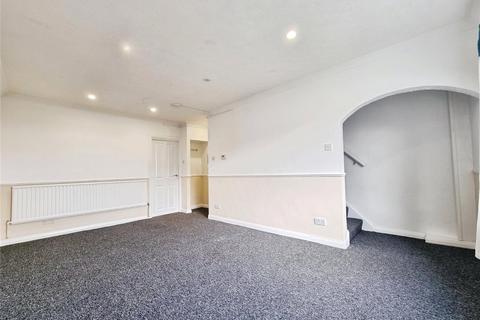 2 bedroom maisonette to rent, Scott Avenue, Gillingham ME8