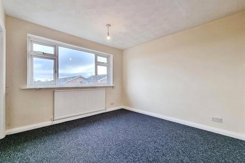 2 bedroom maisonette to rent, Scott Avenue, Gillingham ME8
