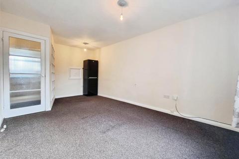 2 bedroom maisonette to rent, Scott Avenue, Gillingham ME8