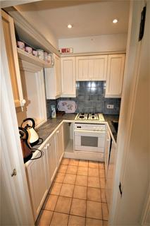 1 bedroom flat to rent, Bedford Square, Brighton