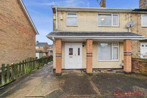 3 bedroom semi-detached house for sale, Shoreswoood Close, Nottingham, NG5